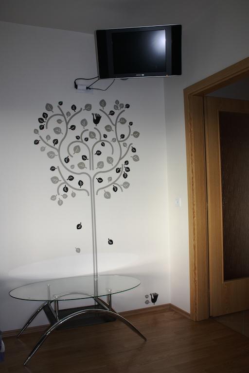 Apartment Apartman Velke Losiny *
